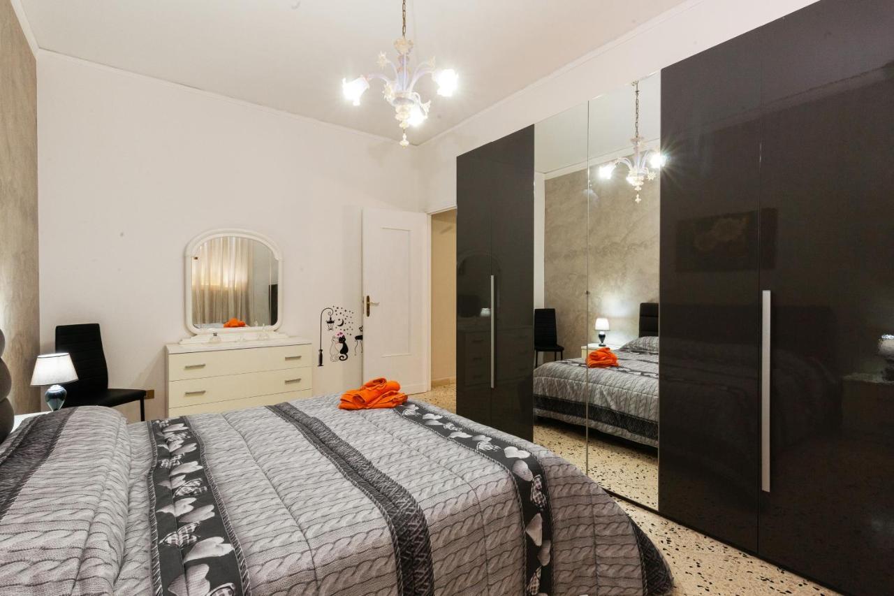 Holiday Apartment My House Palermo Exteriör bild